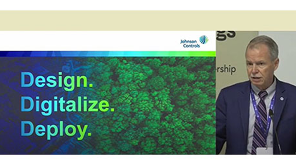 George Oliver speaking at the United Nations' Buildings Pavilion