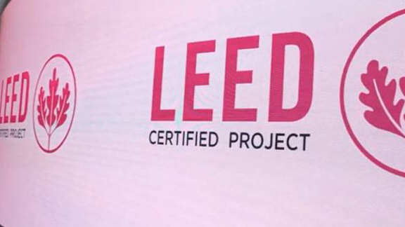 Billboard that says 'LEED Certified Project'