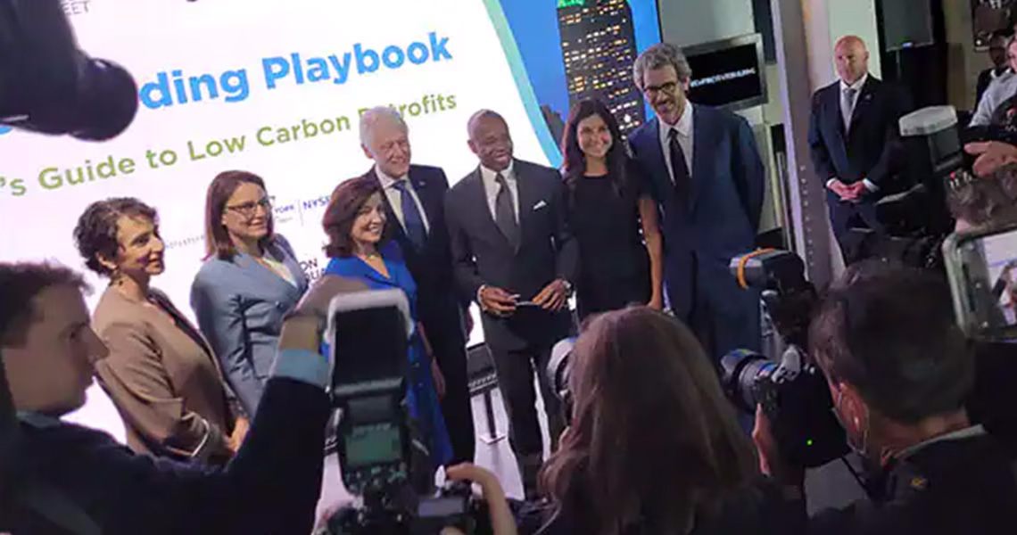 Bill Clinton at the Empire State Building free online resource launch